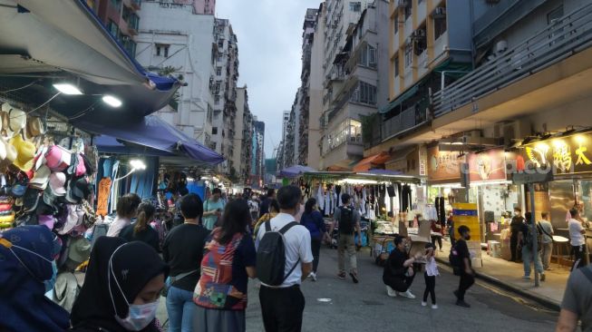 Pasar Mong Kok Hong Kong Diserbu TKI Saat Ramadhan