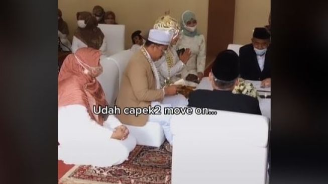 Capek-capek Move On, Wanita Ini Malah Menikah dengan Mantan (tiktok.com/thalibb_)