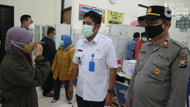 Usai Bukber, 47 Warga di Magetan dan 70 Santri di Bekasi Keracunan