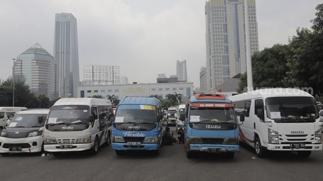 Jalur Utama Karawang Favorit Travel Gelap, Polda Jabar Jaring 138 Mobil