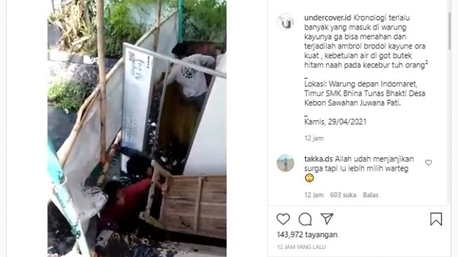 Warung ambrol ke got viral (Instagram)