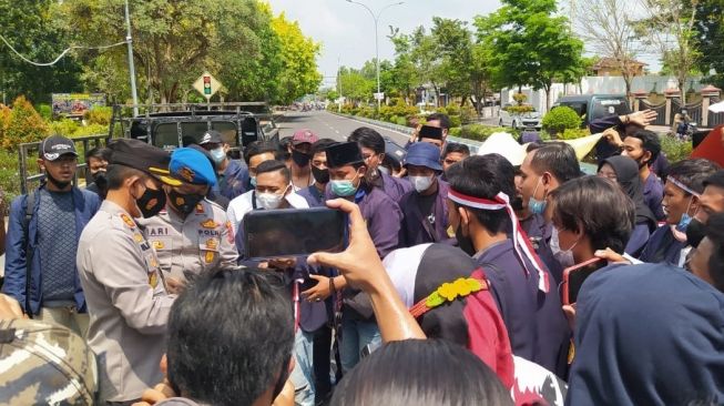 Banyak Maling di Sekitar Universitas Trunojoyo Madura, Polisi Didemo