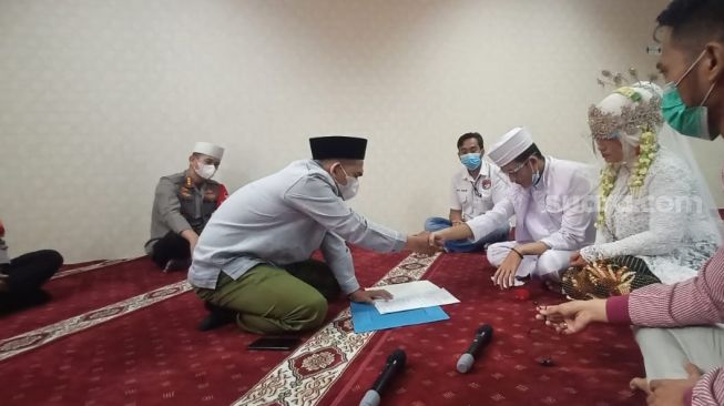 Tahanan Narkoba Nikahi Kekasih di Polres Bandara Soetta