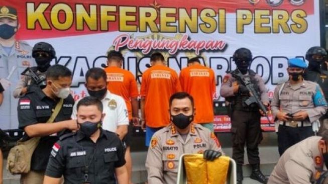 Satresnarkoba Polresta Bogor Kota Tumpas Produsen Tembakau Gorila 7123