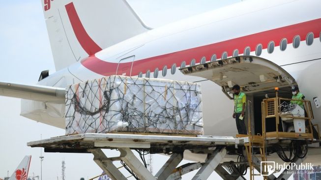 Kabar Baik! Hari Ini Indonesia Terima Setengah Juta Dosis Vaksin Covid-19