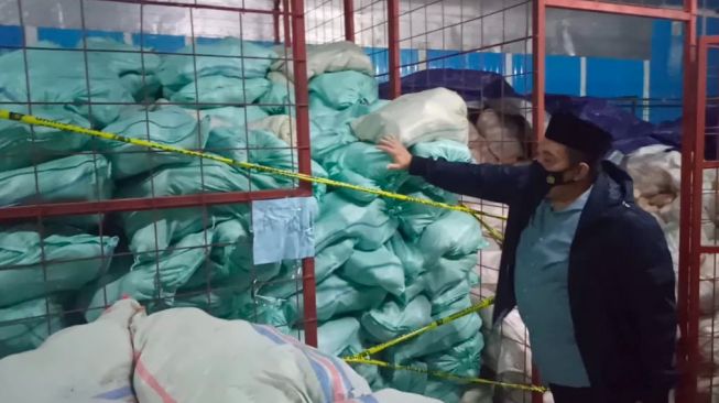 8,3 Ton Daging Ikan Giling Bahan Pembuatan Pempek Ditemukan Berformalin