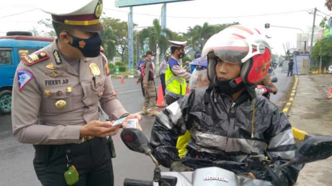 Nyamar Jadi Kernet Truk Ikan Gagal, Pemudik Diusir dari Bali