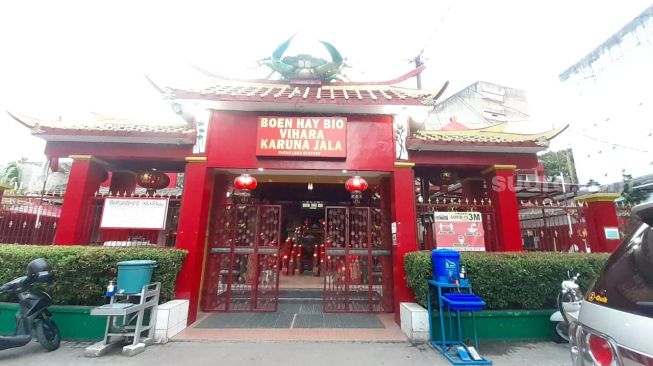 Vihara Boen Hay Bio di Serpong, Kota Tangerang Selatan (Tangsel). Rumah ibadah umat Konghucu ini merupakan vihara tertua di Tangsel. [SuaraJakarta.id/Wivy Hikmatullah]
