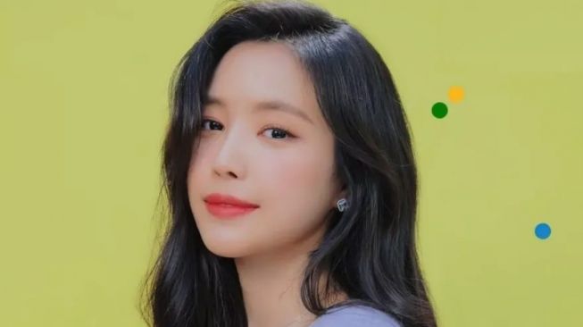 Foto Terbaru Naeun Apink usai Pindah Agensi Disorot, Wajahnya Disebut Beda