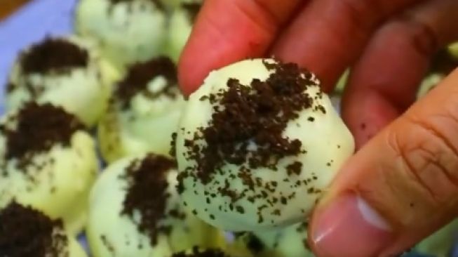 Kue Lebaran Oreo Ball. Bisa dimasak tanpa oven. [Instagram @randferdian]