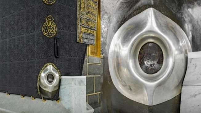 Sejarah Hajar Aswad, Batu yang Diyakini Berasal dari Surga dan Beraroma Unik