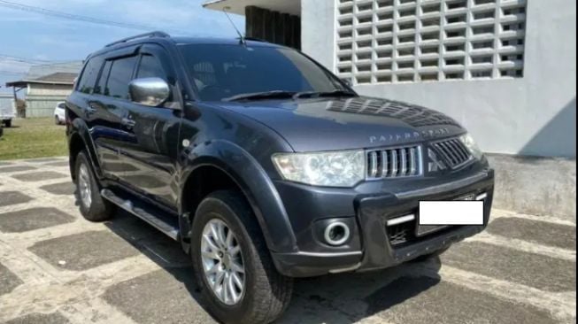 Mitsubishi Pajero Sport 2009 (OLX)