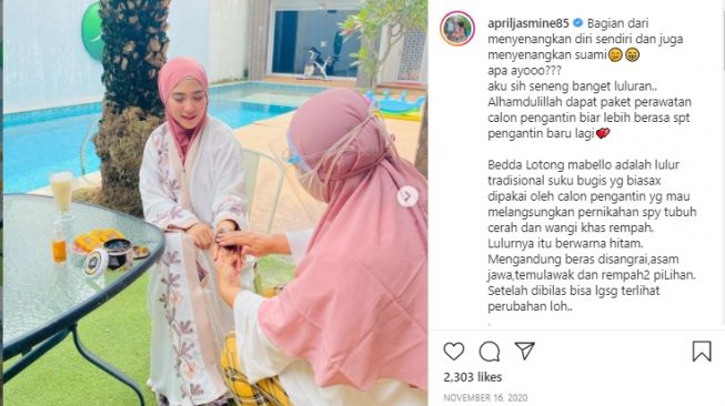 Potret rumah mewah Ustaz Solmed dan April Jasmine [Instagram/apriljasmine85]