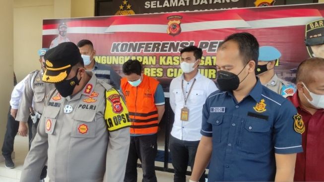 Pasutri Pemalsu Surat Keterangan Antigen Ditangkap Polres Cianjur