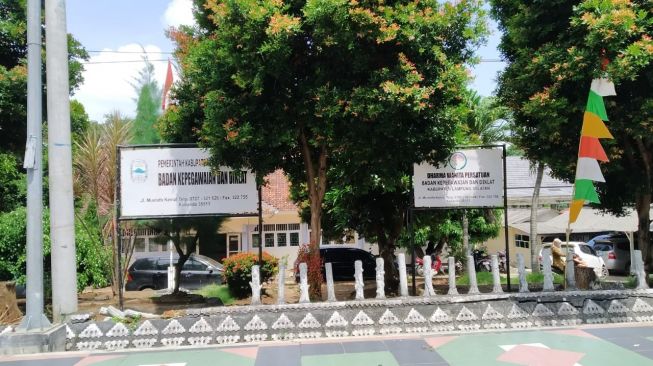 Bupati Nanang Tunjuk Yensen Mulya Jabat Plt Sekwan Lampung Selatan