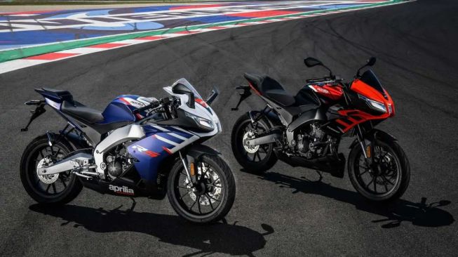 Mau Punya Tunggangan Italia tapi Tak Pede Naik Moge? Dua Motor Ini Opsinya