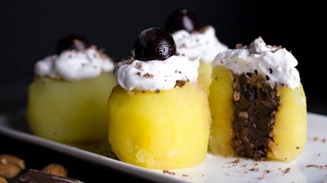 Tufahija, kudapan Idulfitri khas Bosnia. (Vegnifico.com)