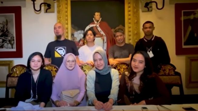 Akur, Ahmad Dhani Ajak Mantan Suami Mulan Jameela Bukber