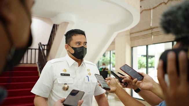 Bobby Nasution Protes Gubsu Soal Lokasi Karantina WNI Tiba dari Luar Negeri