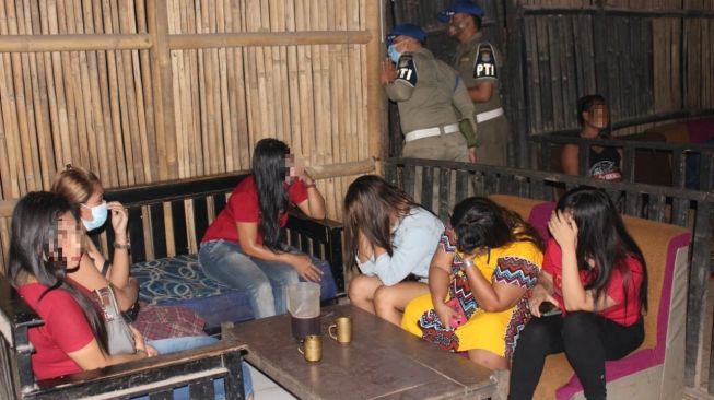 Warung Kopi Buka Pagi hingga Sore, Pas Dicek Ternyata Tempat Esek-esek
