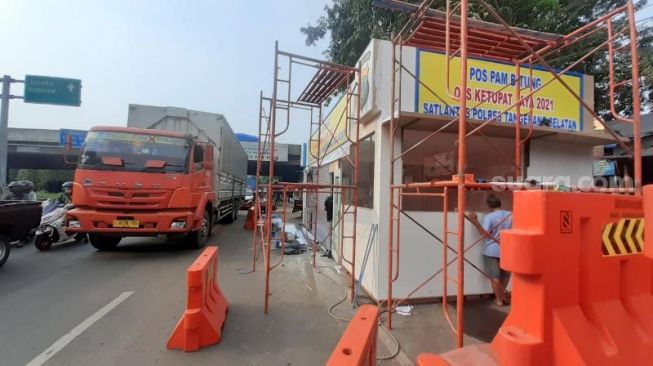 H-1 Dilarang Mudik, Polres Tangsel Bangun Pos Penyekatan di Exit Tol Bitung