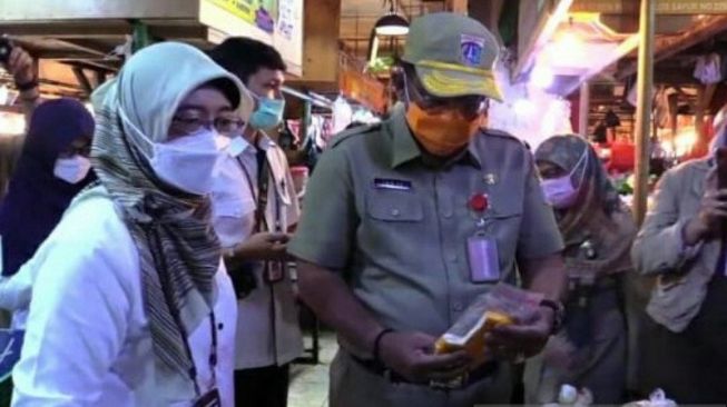 Sepekan Jelang Lebaran, Pasar Senen Jaya Masih Ramai Pengunjung