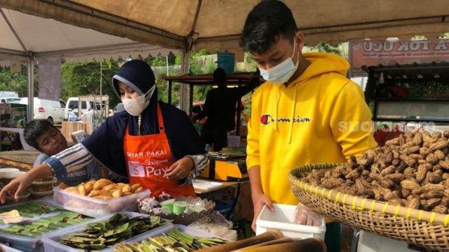 Taman Dang Anom, Spot Berbuka Keberkahan Bagi Pedagang dan Pemburu Takjil