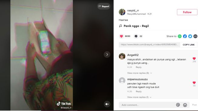 Wanita Kasih Kue Lebaran, Pas Dibuka Isinya Segepok Uang Bikin Haru (TikTok/Rasyid_rr)