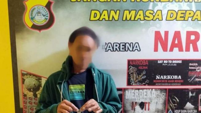 Diduga Sering Transaksi Sabu, Tersangka HS Warga Nuhon Ditangkap Polisi 