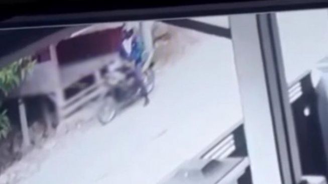 Pria Pamer Kelamin Terekam CCTV di Bandar Lampung, Ini Respons Polisi