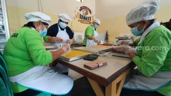 Kue Kering Bikinan Warga Binaan Lapas Perempuan Malang Banjir Pesanan