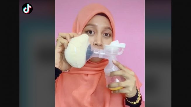 Sering Mendapat Komentar Kotor di Video Edukasi ASI-nya, Wanita Ini Kesal