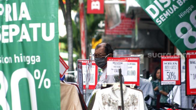 Jelang Lebaran, Warga Buat Petugas Kewalahan di Pasar Cileungsi