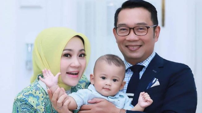 Istri Ridwan Kamil Sembuh dari Covid-19, Perayaannya Romantis Banget