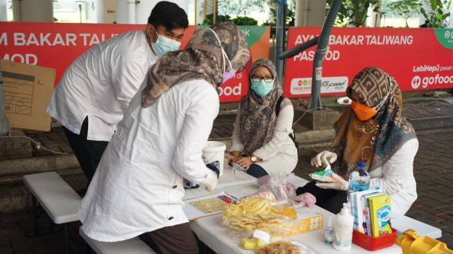 Waspada! Apem Berbahan Pewarna Tekstil Beredar di Pasar Kab. Tangerang