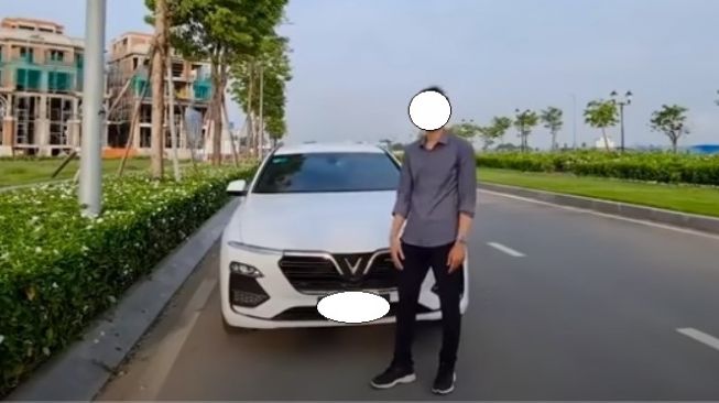 Youtuber ini mengalami nasib apes setelah me-review mobil nasional jelek (The Drive)