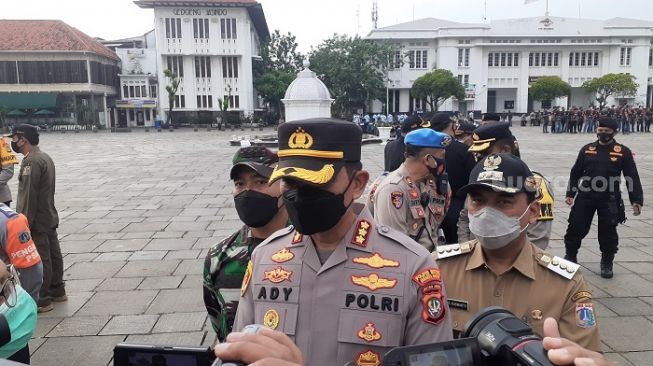 1.280 TNI-Polri Dikerahkan Sisir Warga Takbir Keliling di Jakarta Barat