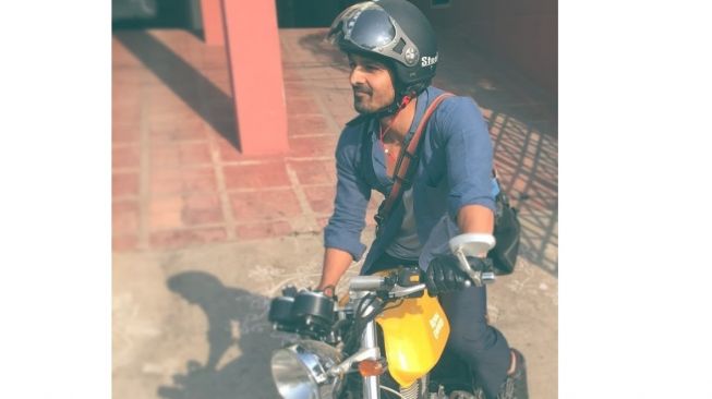 Aktor Bollywood Harshvardhan Rane barter motor kesayangannya dengan alat medis (Cartoq)