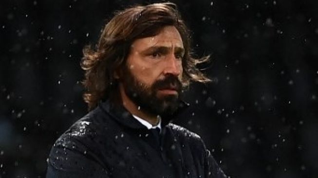 Pelatih Juventus, Andrea Pirlo. [MARCO BERTORELLO / AFP]