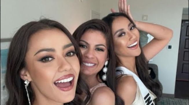 Potret Ayu Maulida Putri di Karantina Miss Universe 2020. [Instagram/ayumaulida97]