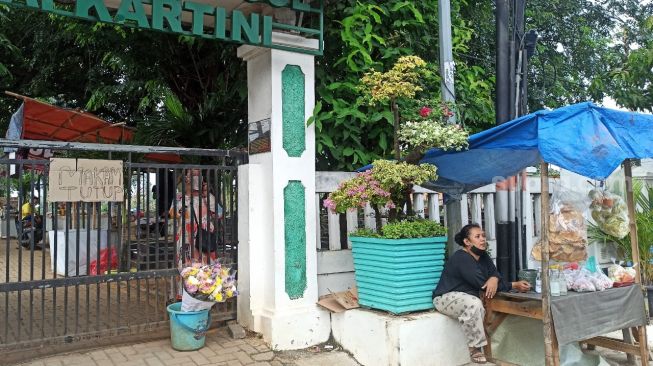 TPU Ditutup: Pedagang Kembang di Bekasi Jengkel, Rugi Puluhan Juta Rupiah