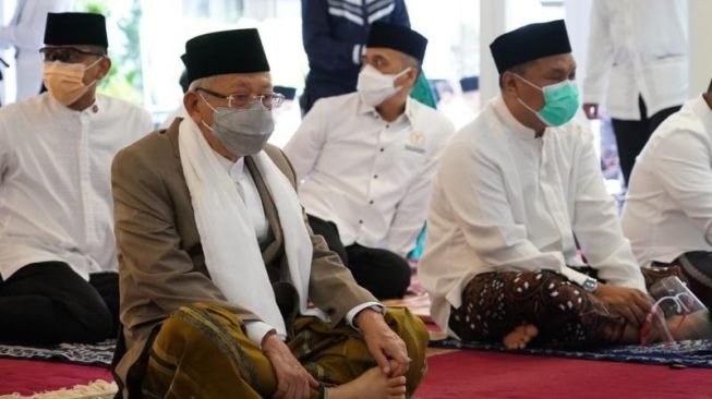 Ma'ruf Amin Pastikan Larangan Salat Berjamaah saat PPKM Darurat Sesuai Tuntutan Kiai