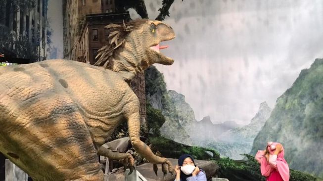 Libur Lebaran, Ajak Anak Kenal Dinosaurus di Tempat Ini Yuk!