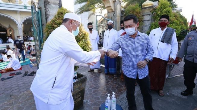 Bupati Klungkung Tegaskan Umat Islam Patuhi Prokes saat Rayakan Idul Fitri