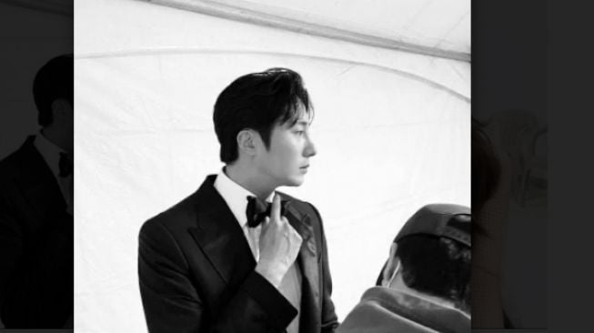 Jung Il Woo di Baeksang Arts Awards. [Instagram/jilwww]