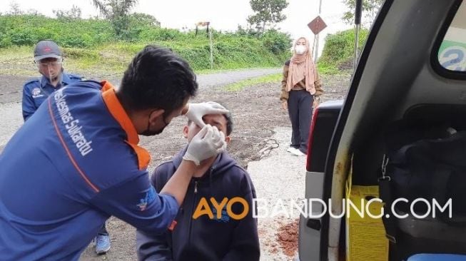 Wisatawan Gunung Galunggung Dites Swab Antigen