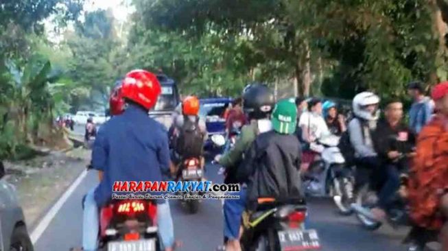 Wisata Pangandaran Ditutup, Petugas Halau Kendaraan Wisatawan