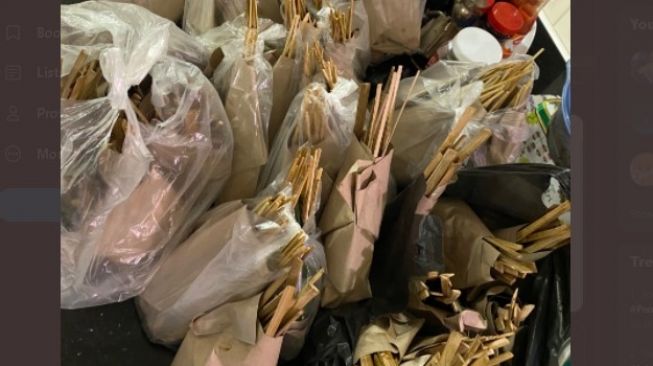 Adik Disuruh Pesan Sate 60 Tusuk Malah Jadi 60 Porsi, Harganya Bikin Puyeng