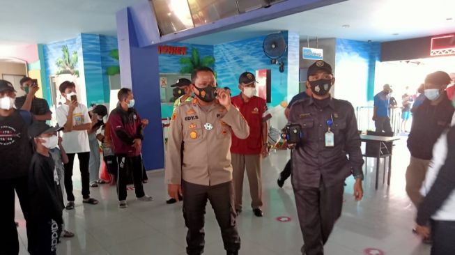 Transera Waterpark dan Jembatan Cinta Tarumajaya Ditutup Sementara