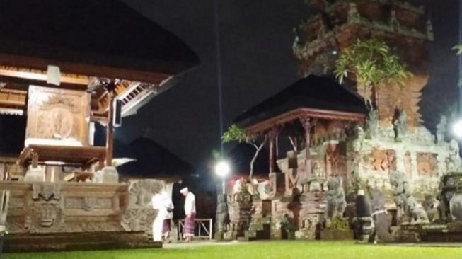 Wisata Bali: Menelusuri Jejak Siwa Buddha di Pura Sada Desa Kapal